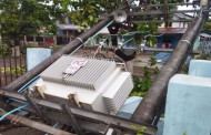 মোখায় রাখাইন বিমানবন্দরে ভবন ধস, মোবাইল টাওয়ার বিধ্বস্ত, সিতওয়েতে হাটু পানি
