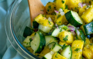 আনারসের মুখরোচক সালাদ রেসিপি