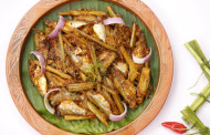 শজনে ও পুঁটি মাছের চচ্চড়ি রেসিপি