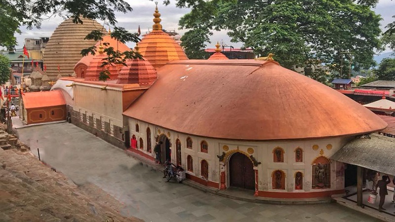 শক্তিপীঠ কামাখ্যাধামে অম্বুবাচির সমাপন, পারম্পরিক রীতিনীতি মেনে খুলল মন্দিরের কপাট