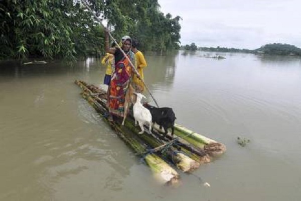 অবস্থা খারাপ, ভয়াবহ বন্যায় ক্ষতিগ্রস্ত প্রায় ৭ লক্ষ মানুষ