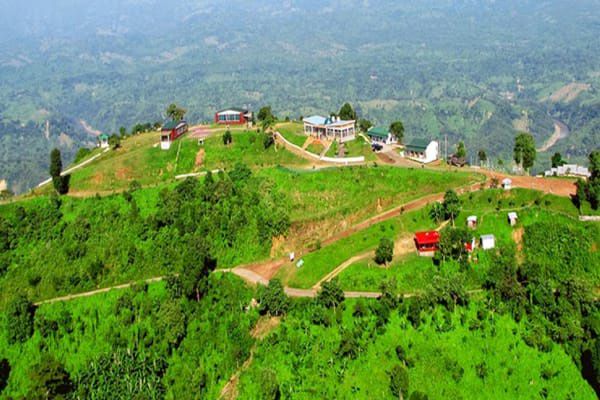 প্রাণ ফিরেছে খাগড়াছড়ির পর্যটন কেন্দ্রে