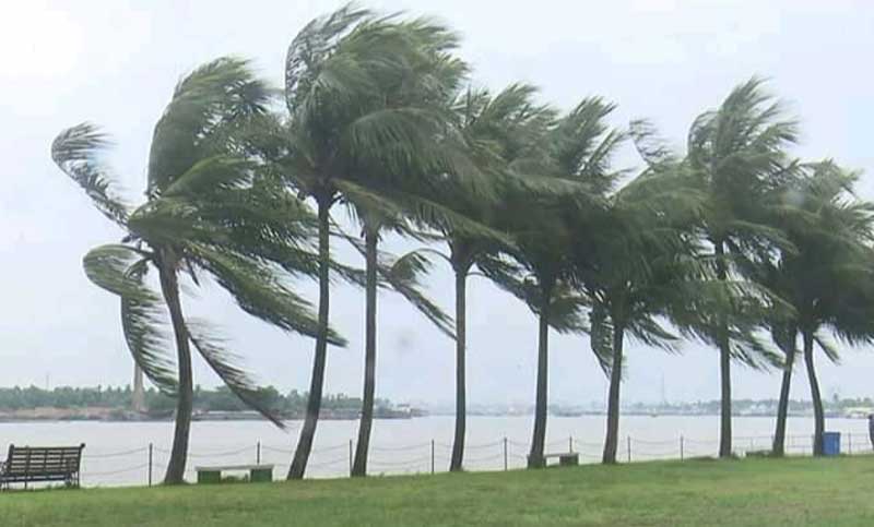 ফের ৮০ কিমি বেগে ঝড়ের শঙ্কা, প্লাবিত হবে উপকূলীয় অঞ্চল