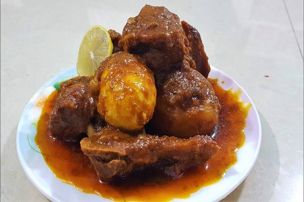 বর্ষার আবহে নৈশভোজে থাকুক লা জবাব মাটন ডাকবাংলো