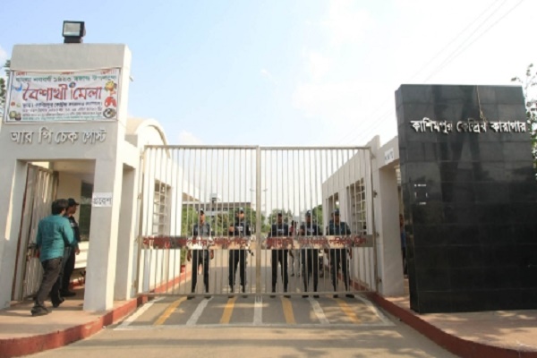 অনিয়ম-দুর্নীতির শাস্তি কেবলই বদলি