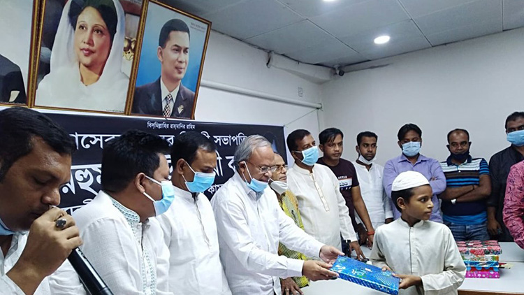 ‘নতজানু’ সরকার সীমান্ত হত্যার প্রতিবাদ করতে পারছে না: রিজভী