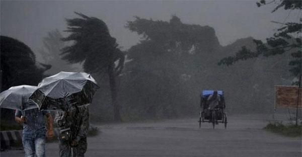 বাংলাদেশের ১১ জেলায় আজ ঝড়বৃষ্টি তাণ্ডব চালাতে পারে