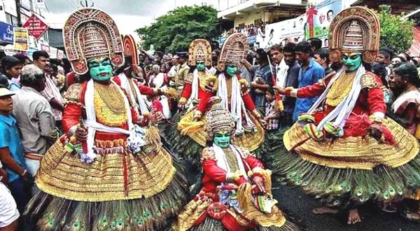 দেবতার বিজয় নয়, অসুরের স্মৃতিতেই অনুষ্ঠিত হয় কেরালার ওনাম উৎসব