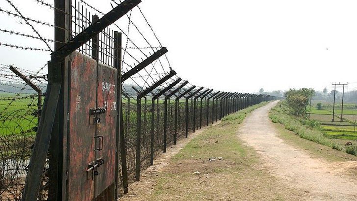ভূরুঙ্গামারী সীমান্তে বাংলাদেশিকে ধরে নিয়ে গেছে বিএসএফ