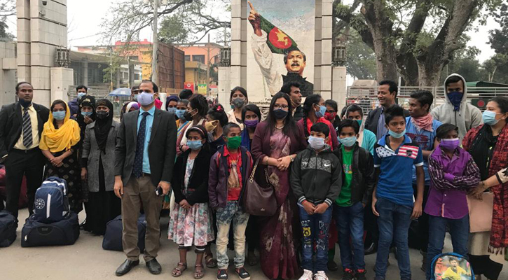 পশ্চিমবঙ্গে আটক ৩৮ বাংলাদেশিকে হস্তান্তর করলো ভারত