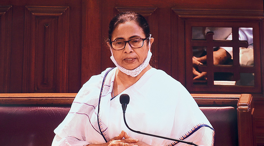 পশ্চিমবঙ্গকে স্বাধীন রাষ্ট্র ঘোষণা করে মমতাকে প্রধানমন্ত্রী হওয়ার প্রস্তাব