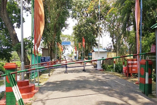 ভারতের সঙ্গে স্থলসীমান্ত বন্ধের মেয়াদ আরও ১৪ দিন বাড়ল