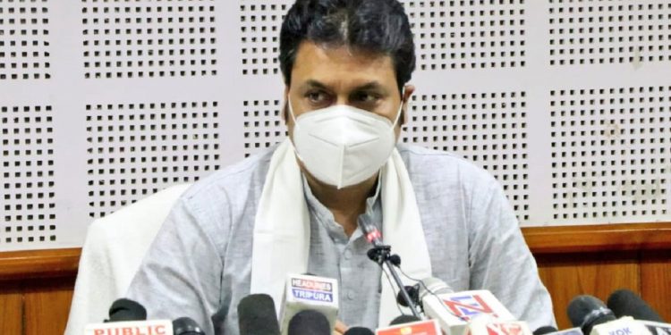 করোনায় পিতৃমাতৃহারা অনাথ শিশুদের ১৮ বছর পর্যন্ত সহায়তায় মুখ্যমন্ত্রী বাল্যসেবা প্রকল্প