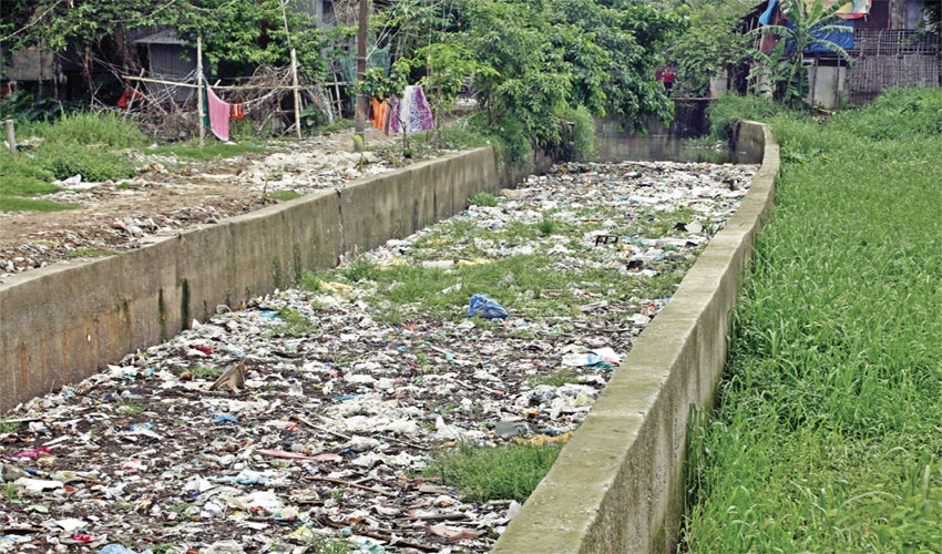 বিপর্যয়ে ঢাকা নগরীর পরিবেশ