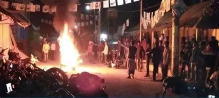 ইউনিয়ন পরিষদ: চলছে নির্বাচনী ক্যাম্পে আগুন ভাঙচুর