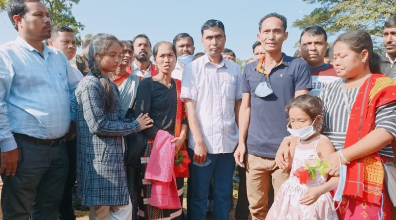 নয় মাস বাংলাদেশে জেলে আটক থেকে ত্রিপুরায় ফিরলেন চাকরিচ্যুত শিক্ষকসহ দু’জন