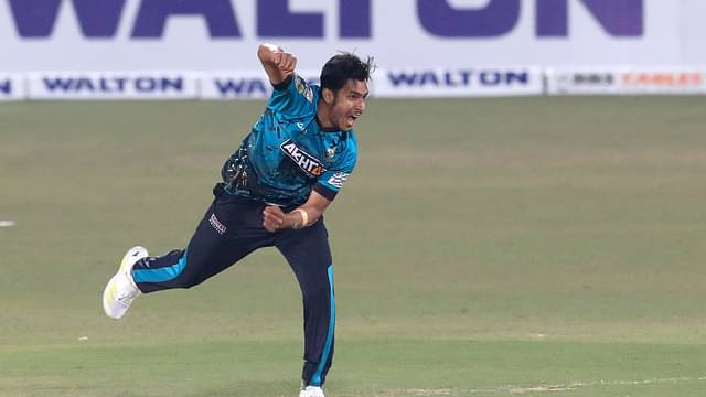 ৮ বিপিএল আসরে ৬ হ্যাটট্রিক