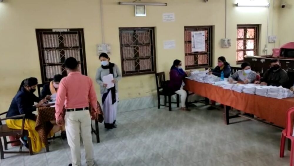 ত্রিপুরা জুড়ে চলছে মহা লোক আদালত