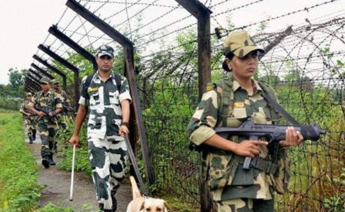 বাংলাদেশ-ভারত সীমান্তে নজরদারি শক্তিশালী করেছে বিএসএফ