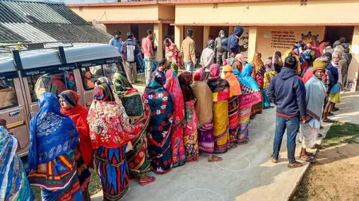 উড়িষ্যা: রাজ্যের পঞ্চায়েত নির্বাচনে ধুন্ধুমার, রাজনৈতিক হিংসায় জখম ৪ সাংবাদিকসহ ৫০