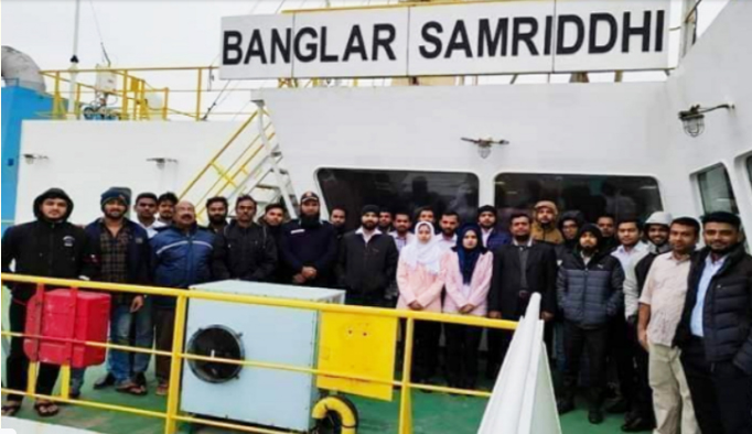 নিরাপদে রোমানিয়ায় পৌঁছেছেন ২৮ নাবিক
