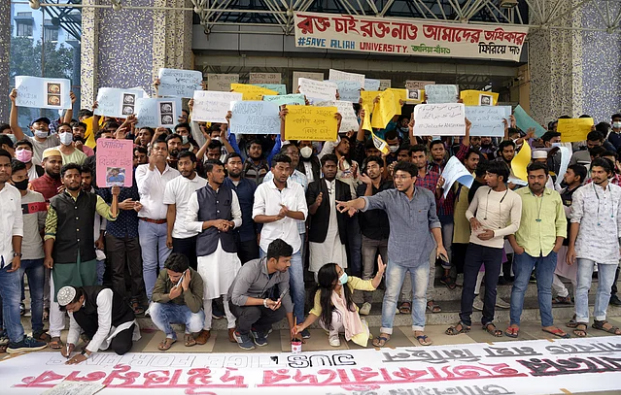 পশ্চিমবঙ্গের ছাত্রনেতা আনিসের মৃত্যু: বাম ছাত্র ও যুব সংগঠনের ১৬ নেতা-কর্মীর জামিন
