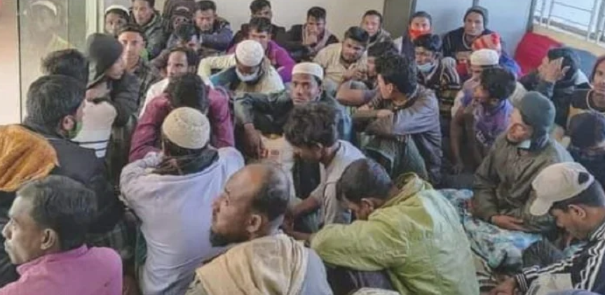 কৌশলে উখিয়া থেকে পালাচ্ছে শতশত রোহিঙ্গা শরণার্থী