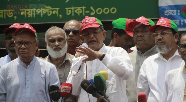 সরকার জোর করে ক্ষমতা দখল করে সম্পূর্ণ বেআইনিভাবে ক্ষমতায় টিকে আছে: ফখরুল