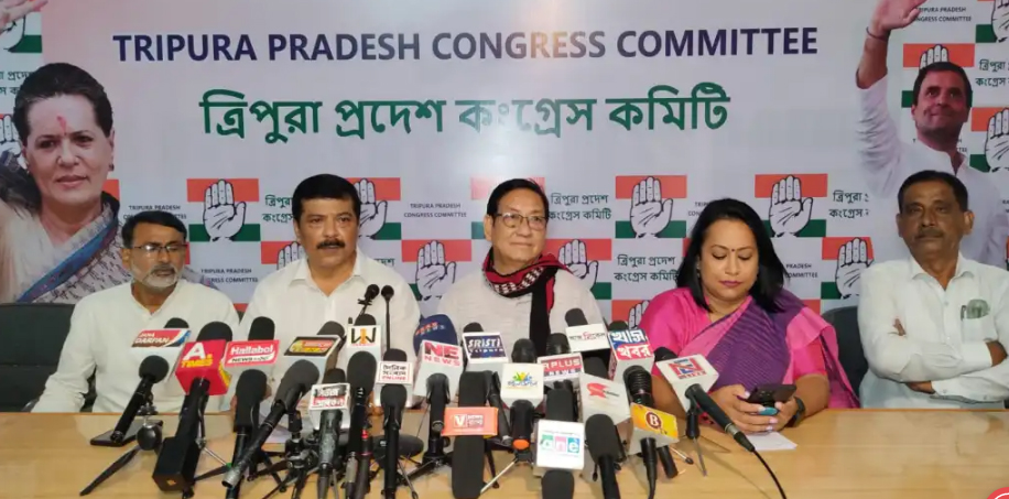আইনশৃঙ্খলা পরিস্থিতির অবনতির জন্য মুখ্যমন্ত্রী বিপ্লব দেবের পদত্যাগ চাইল নিয়ে ত্রিপুরা কংগ্রেস