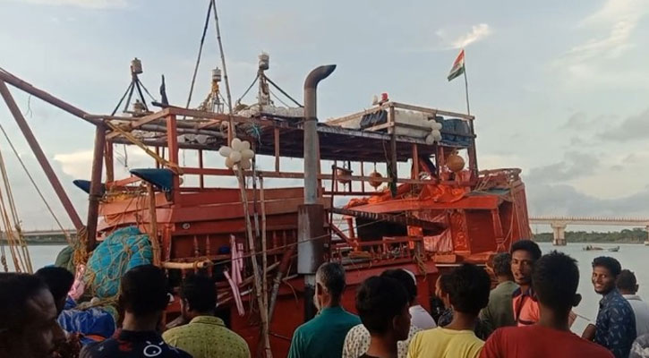 বাংলাদেশের অভ্যন্তরে মাছ শিকারের দায়ে ১৬ ভারতীয় মৎস্যজীবী আটক