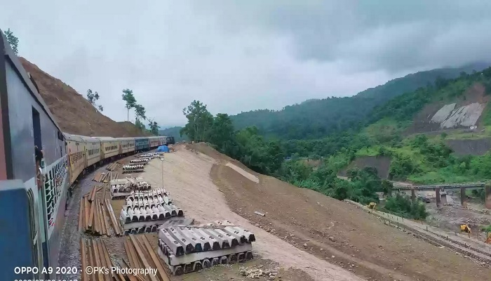 গুয়াহাটি-শিলচরের মধ্যে ছুটলো যাত্রীবাহী ট্রেন, ফের ব্যস্ত নিউ হাফলং