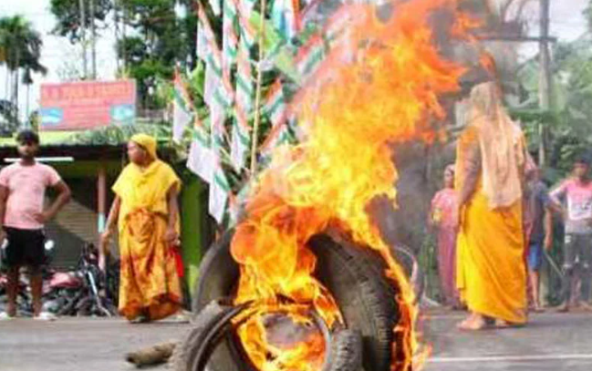 পঞ্চায়েত নির্বাচন ঘিরে পশ্চিমবঙ্গে ব্যাপক সহিংসতা, নিহত ৩১