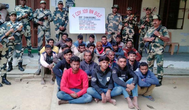 ফেনী সীমান্ত থেকে ২৩ বাংলাদেশিকে ধরে নিয়ে গেছে বিএসএফ