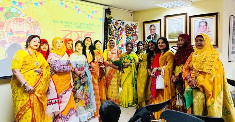গ্রীসে বাংলাদেশ দূতাবাসে পিঠা উৎসব