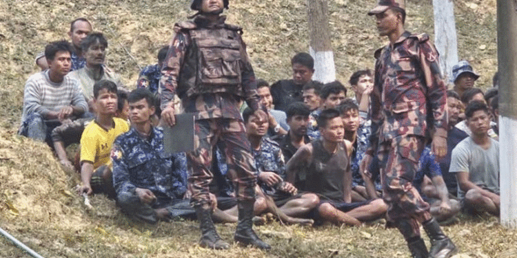 বাংলাদেশে আবারও আশ্রয় নিল মিয়ানমারের ২৯ সীমান্তরক্ষী