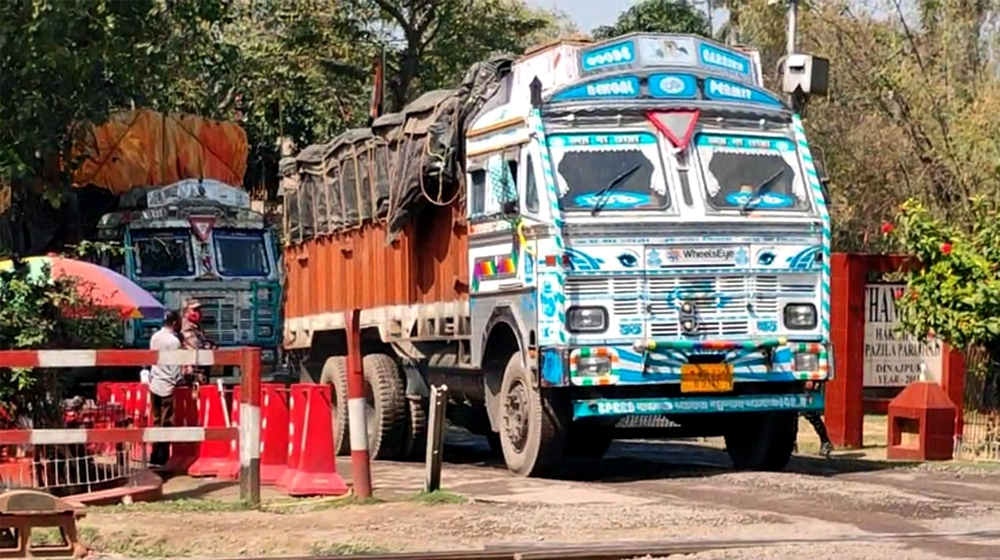 হিলি স্থলবন্দরে আমদানি-রপ্তানি শুরু