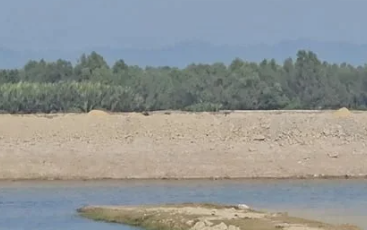 রাখাইন-টেকনাফ সীমান্তে রাতভর মর্টার শেল-গুলির বিকট শব্দ