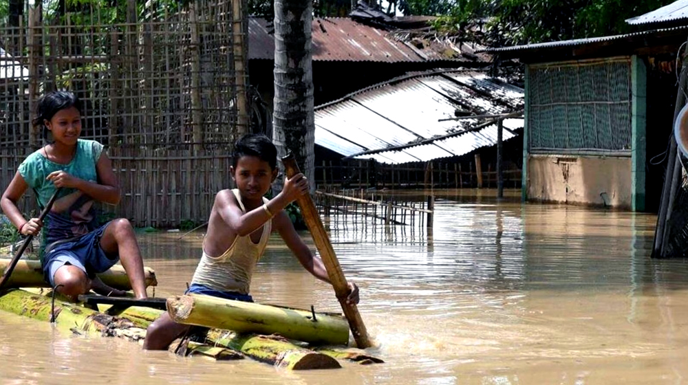 আসামে বন্যায় ক্ষতিগ্রস্ত ২৪ লাখ মানুষ, নিহত ৫২