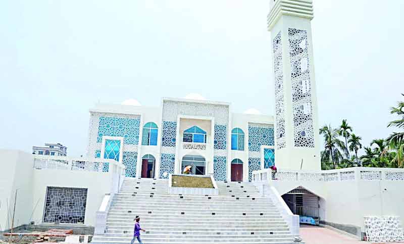 দেশজুড়ে মডেল মসজিদ তৈরিতে ব্যাপক লুটপাট